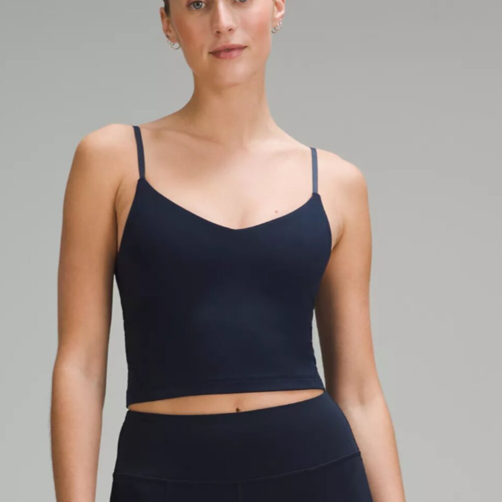 NWT $68 LULULEMON Alig Cropped Cami Tank Top Light Support, A/B Cup NAVY Size 8